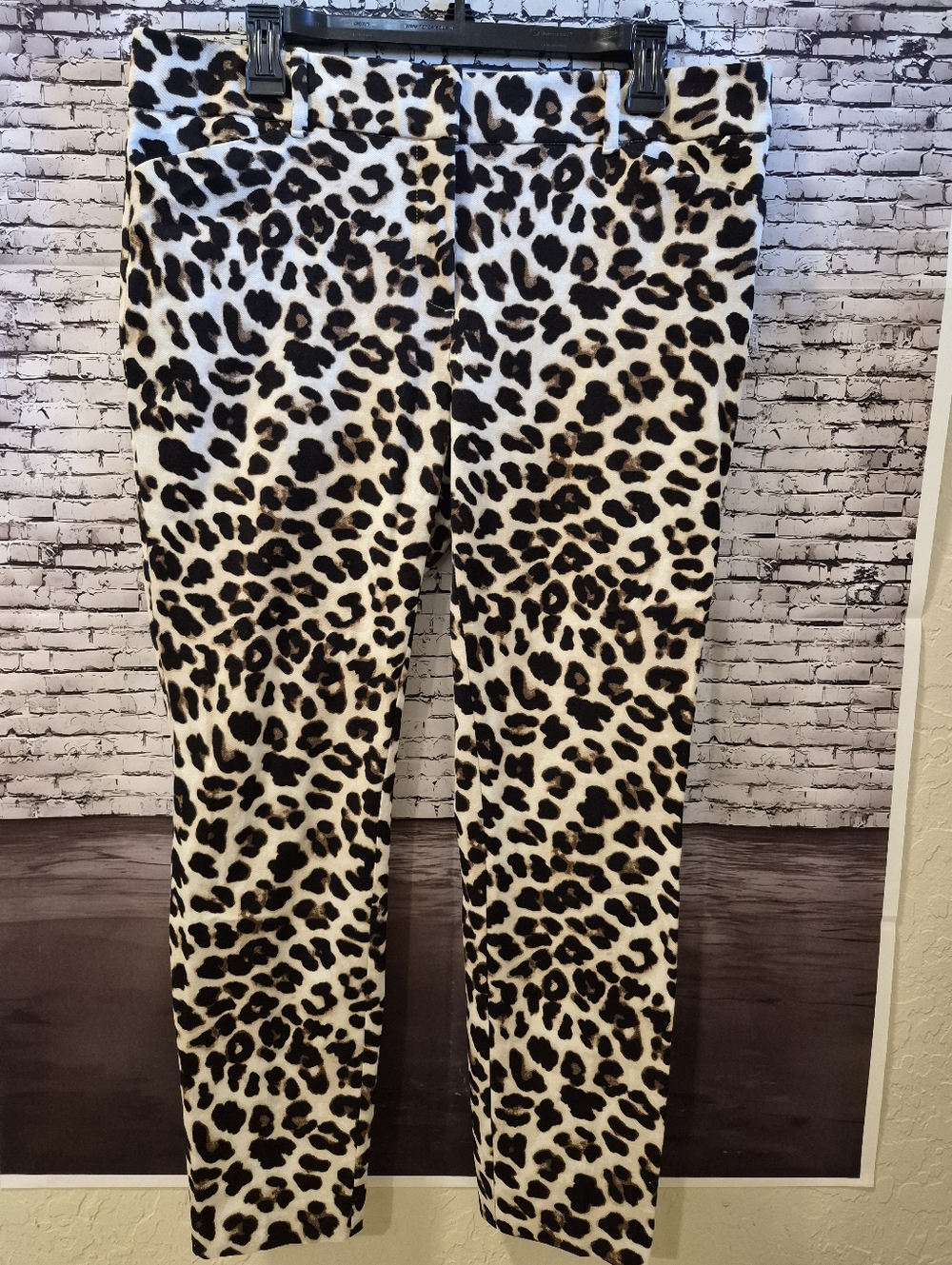 New York & Company Leopard Print Slim Pants Size 12 - Picture 3 of 6